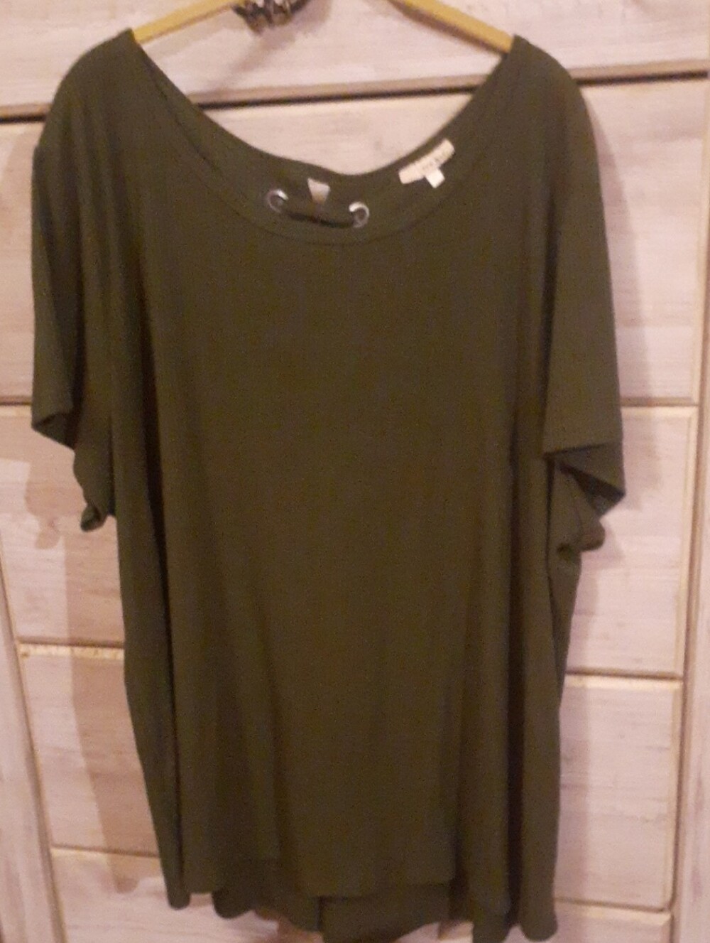 Relaxed Olive Short Sleeve Scoop Neck Top with Grommet Detail